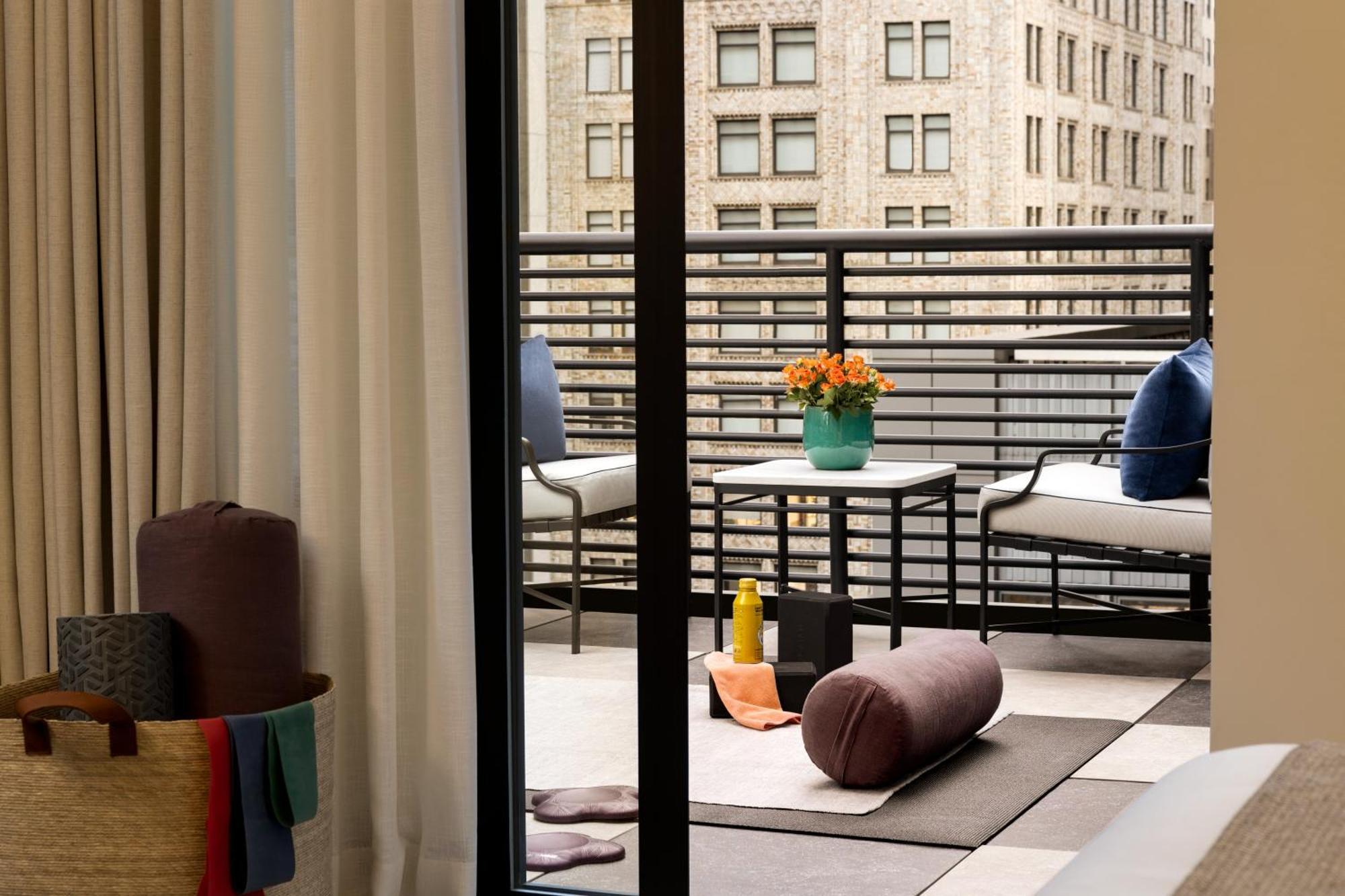 Dylan Nyc Hotel 4*